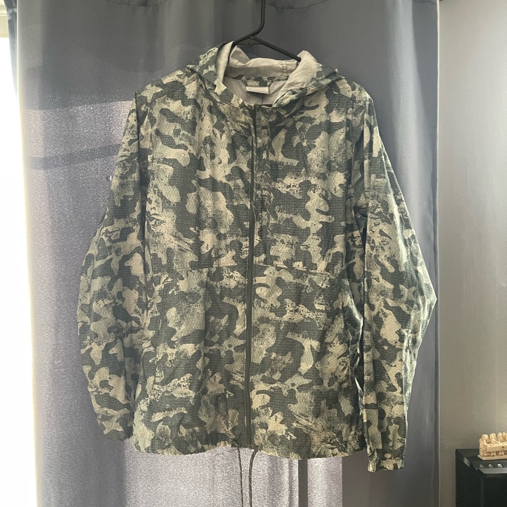 Columbia Water Resistant rain Jacket